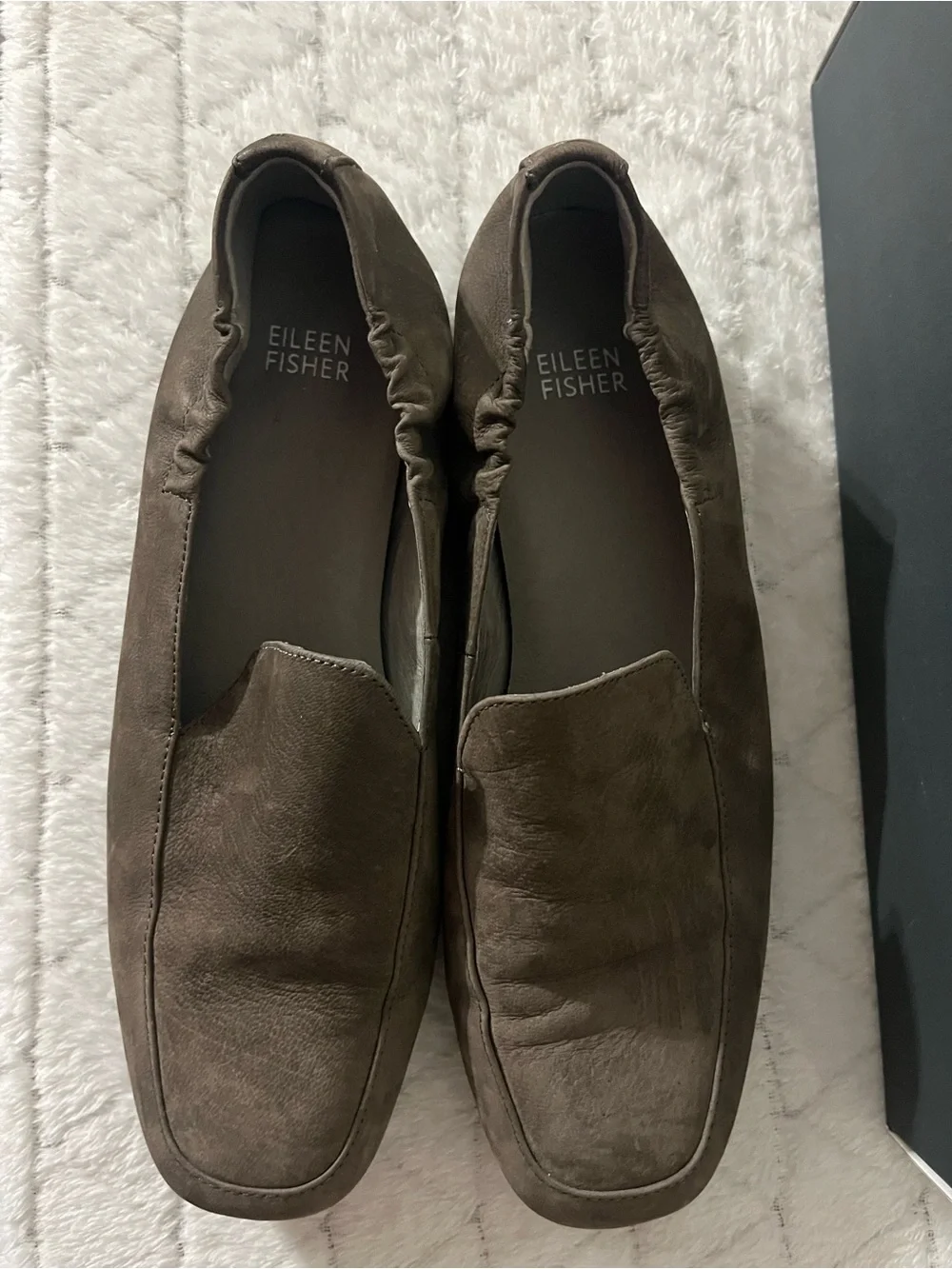 Eileen Fisher Sim Tumbled Nubuck Loafer in Rye size US 9 womens